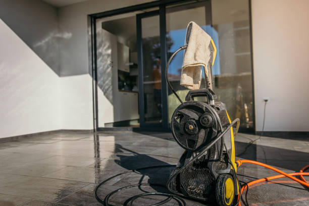 Best Gas Station Cleaning  in Farngton Hills, MI